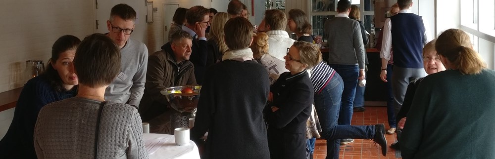 På forskningscentrets kick-off møde i Middelfart var der livlige videnskabelige diskussioner.